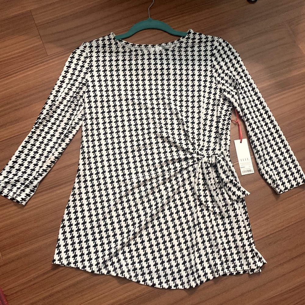 NEW Elle Blouse: size XS